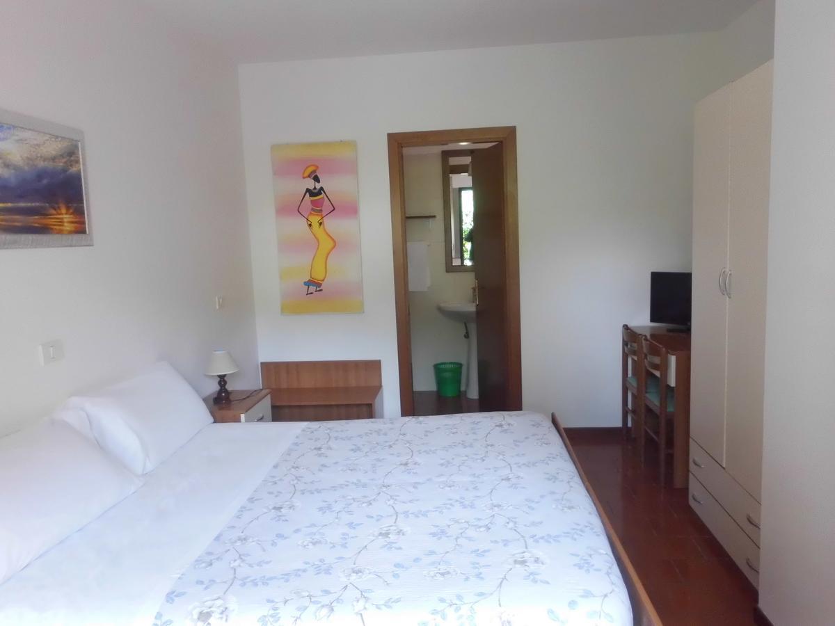 Hotel Athena Сполето Экстерьер фото